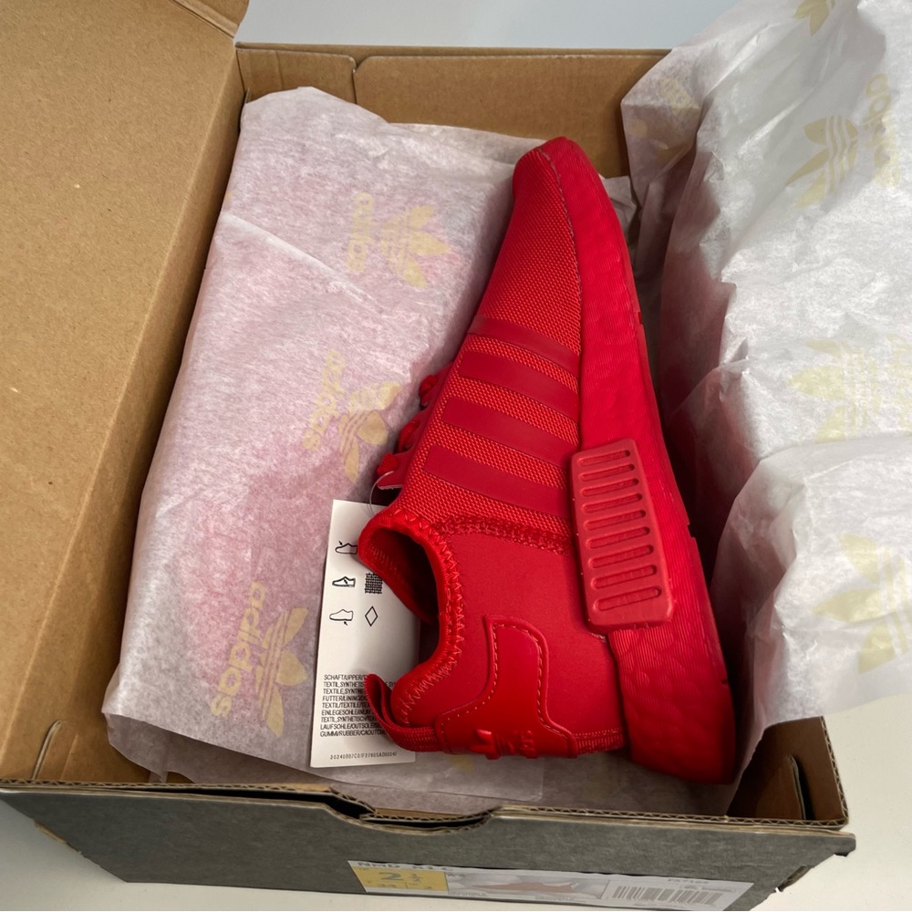 Adidas NMD triple red PS size 2.5